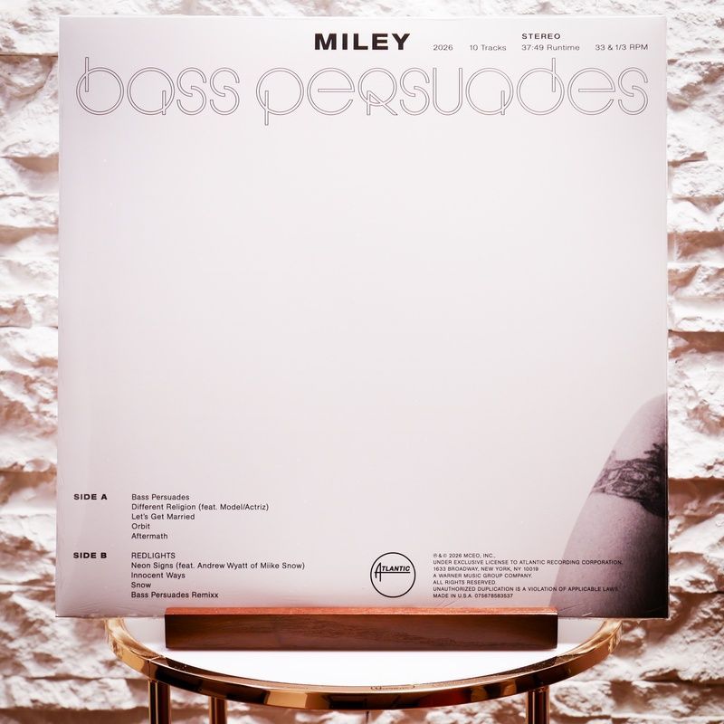 Виниловая пластинка Miley Cyrus &ndash; Bass Persuades (LP, Indie Exclusive, Gatefold, Apple Red Vinyl) 075678583544 фото