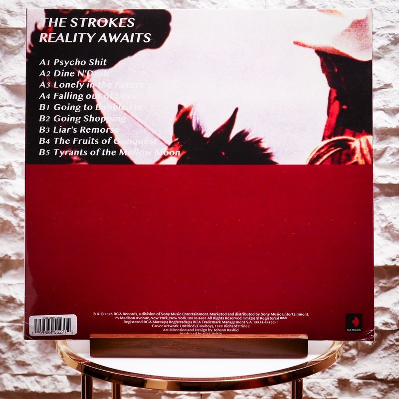 Вінілова платівка The Strokes &ndash; Reality Awaits (LP, Indie Exclusive, Trifold, Black Ice Glitter Vinyl) 199584552712 фото