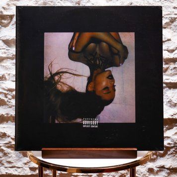 Вінілова платівка Ariana Grande &ndash; Thank U, Next (2LP, Album, Gatefold, Vinyl) 602577476228 фото