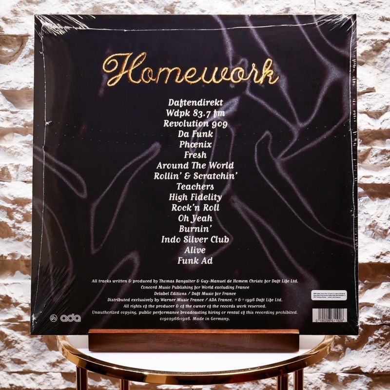 Виниловая пластинка Daft Punk &ndash; Homework (2LP) 0190296611926 фото
