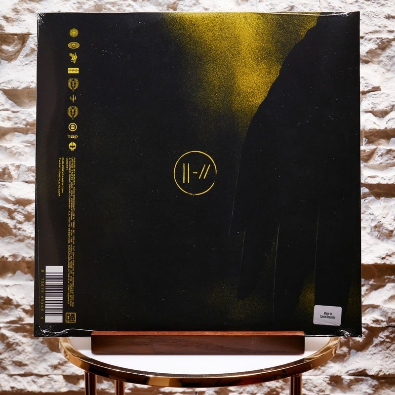 Виниловая пластинка Twenty One Pilots &ndash; Trench (2LP, Album, Gatefold, Vinyl) 075678654695 фото